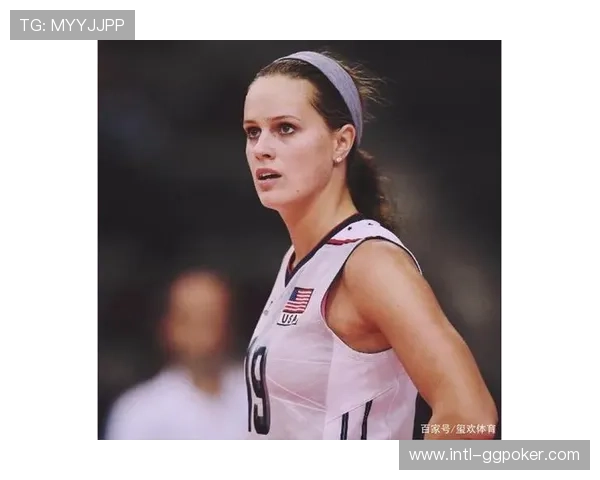 费内巴切女排巴西主攻安娜-克里斯蒂娜新赛季表现值得关注与期待