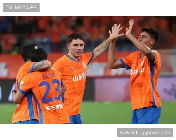 昔日西甲中卫洛佩斯新东家难获一席之地，山东泰山冬窗止损获验证